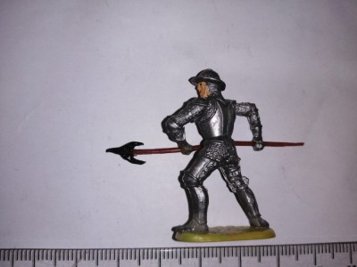 bnk jc Figurina de plastic Elastolin 4 cm - soldat medieval foto