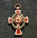 Insigna Austro Ungara WW1 miniatura cruce rosie