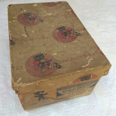 veche cutie de colectie ptr incaltaminte copii, reclama comunism RPR foto