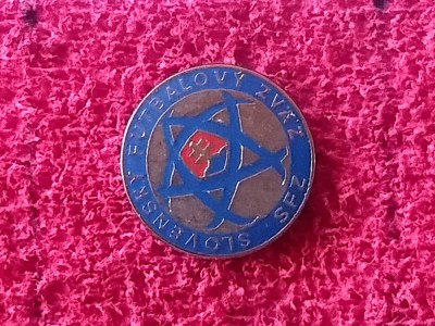 Insigna fotbal - Federatia de Fotbal din SLOVACIA foto