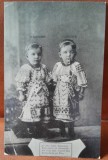 Fotografie tip carte postala, 2 fetite, una cu Numele Carmen iar cealalata cu numele Sylva, 1907