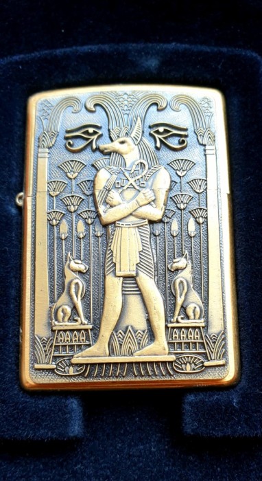 Brichetă ZIPPO de Colecție &quot;Egyptian Collectors Edition &quot; Originală Nouă Nefolosită(NOS) Rară