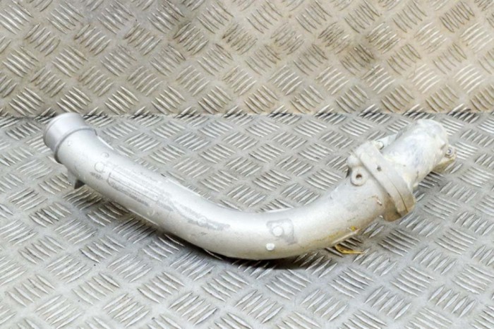 Furtun intercooler dreapta HONDA CR-V V RW 2019 OEM: Y19031601,17283-5PA-A00 17781726