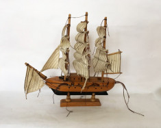 Macheta navala lemn corabie, vapor, barca, barcuta, veche vintage, 23x23 cm foto