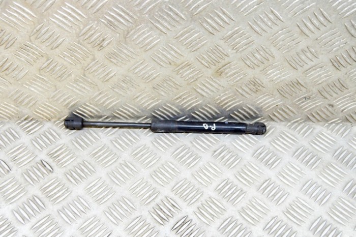 Amortizor capota dreapta față VOLVO V60 2018 OEM: 31278769 18125339