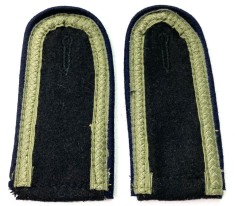 WW2 Epoleti German SS NCO Medic Scharfuhrer subdued