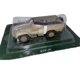 Macheta tanc russian BTR-40, sand 1/60