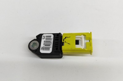 Senzor de impact st&amp;acirc;nga față TOYOTA AURIS _E18_ 2013 OEM: 89831-02150 28361593 foto