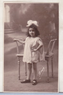 bnk foto Portret de copil - interbelica foto