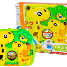 Jucarie cu efecte sonore si proiector pentru bebe, in forma de girafa