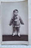 Fotografie copil &ndash; studio foto, carte poștală vintage &ndash; cca 1945
