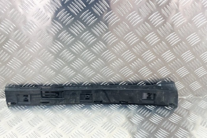 Suport prag lateral BMW 4 Coupe F32, F82 2015 OEM: 7285796 11413351