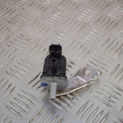 Supapa solenoid LEXUS IS III _E3_ 2014 OEM: 90910-12276136200-7010 1978025 foto