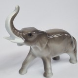 Elefant - bibelou portelan romanesc vintage
