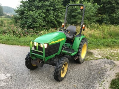 Tractor John Deere 4410 4x4 foto