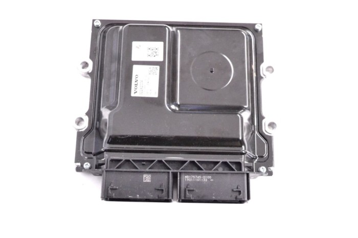 Unitate de control motor VOLVO XC60 II 246 2019 OEM: 32242004 14654063