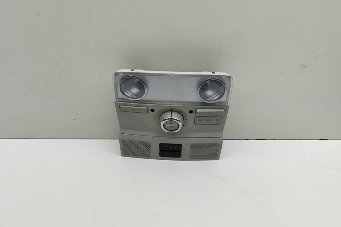 Iluminare interioară VW PASSAT Variant B7 365 2012 OEM: 3AA035824,3C0035711A,1K0947105AT 31045486