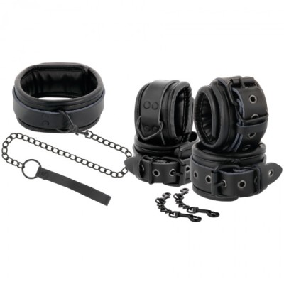 DARKNESS - BLACK LEATHER HANDCUFFS AND COLLAR foto