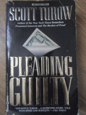 PLEADING GUILTY-SCOTT TUROW foto