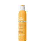 Cumpara ieftin Sampon pentru par blond, Milk Shake, Sweet Camomile Shampoo, 300ml