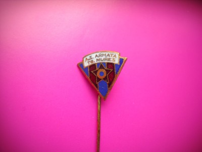 HOPCT ROMANIA INSIGNA VECHE MILITARA -CLUB A S ARMATA TARGU MURES foto