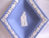 FARFURIE PORTELAN ENGLEZESC WEDGWOOD BLUE JASPERWARE 14.5 CM
