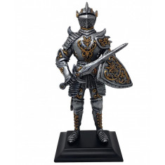 Statueta Cavaler Medieval cu Scut si Sabie 22.5 cm