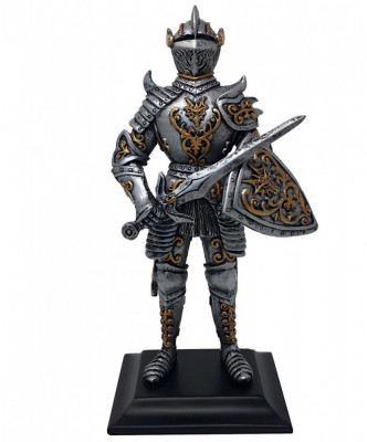 Statueta Cavaler Medieval cu Scut si Sabie 22.5 cm foto