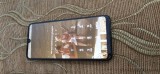 TELEFON Huawei P30 , DISPLAY SPART COLTUL JOS STANGA ,SE APRINDE ARE COD PIN LA DESCHIDERE ,ESTE DIN GERMANIA ,