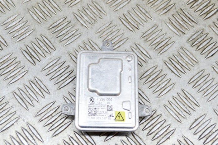 Unitate de control lumini xenon BMW 4 Coupe F32, F82 2015 OEM: 7296090,130732931715 13653768