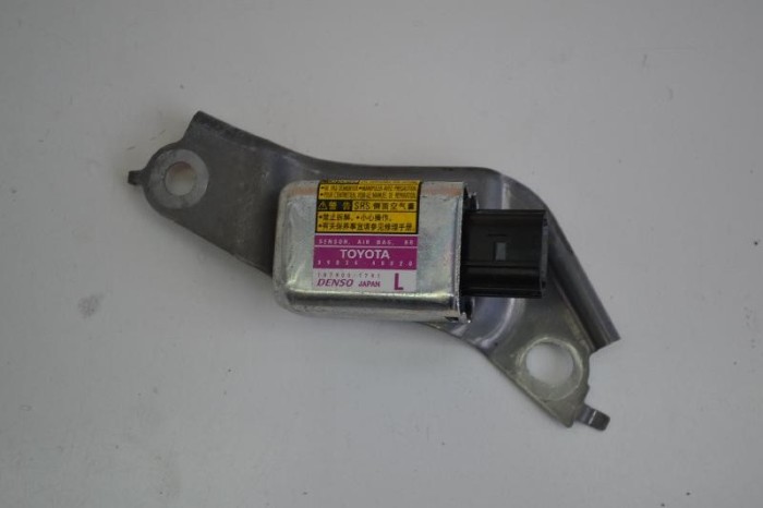 Senzor de impact st&acirc;nga spate LEXUS RX _L1_ 2008 OEM: 89834-48020 2364564