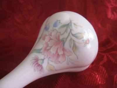 VAZA PORTELAN ENGLEZESC STAFFORDSHIRE FINE BONE CHINA 15.5 CM foto