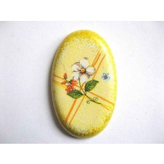 Magnet frigider cu model floral pe fundal galben, magnet din ipsos 24375