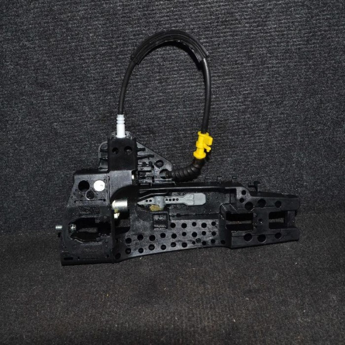 Cadru m&acirc;ner interior ușă st&acirc;nga spate AUDI A8 D4 4H_ 2010 OEM: NĖRA | 1829966