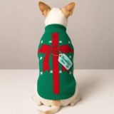 Pulover Tricotat de Crăciun pentru C&acirc;ini, Verde cu Model Cadou și Panglică Roșie, CMCLASS