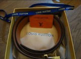 Curea Louis Vuitton Monogram maro 105 cm cu Cataramă Aurie + Cutie, Card și Pungă cadou