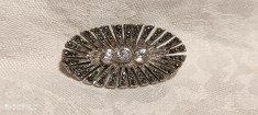 argint BROSA ornata cu ZIRCONII si MARCASITE manopera EXCEPTIONALA unica VECHE