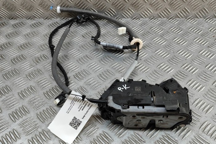 &Icirc;ncuietoare ușă st&acirc;nga față AUDI Q4 SUV F4B 2024 OEM: 5TC837015D | 32042259