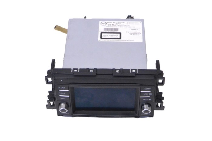 Unitate radio CD navigație MAZDA 6 Sedan GJ, GL 2014 OEM: GKK9-DV0B 16033377