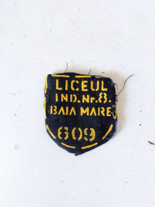 Numar matricol scolar ecuson anii 80, Baia Mare, LICEUL IND. Nr. 8.