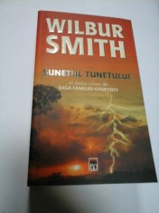 SUNETUL TUNETULUI - WILBUR SMITH foto