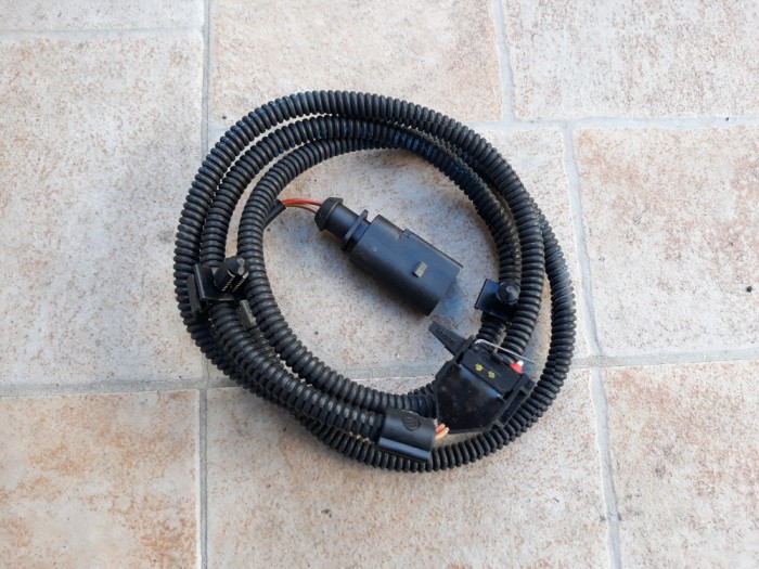 Microswitch &icirc;ncuietoare capota motor VW Polo, Passat
