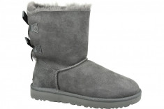 Cizme de iarna UGG Bailey Bow II 1016225-GREY gri foto