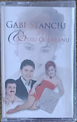 Gabi Stanciu si Puiu Codreanu , casetă audio sigilată cu muzică de petrecere foto
