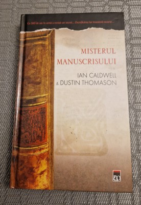 Misterul manuscrisului Ian Caldwell foto