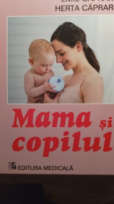 Emil capraru mama și copilul Ed vi foto