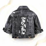 Jacheta Denim Baieti Brothers - Guler Clasic, Nasturi, Buzunare cu Clapa, Detaliu Fermoar, Marimi 5-7 Ani
