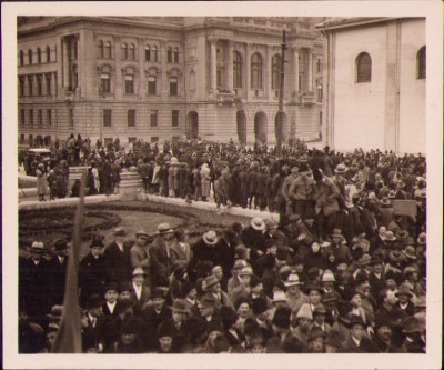 HST P1545 Poză manifestație antirevizionistă Oradea anii 1930 foto