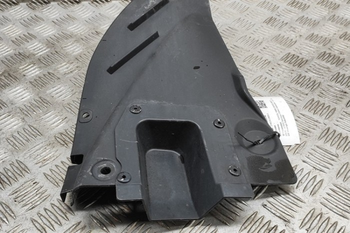 Scut motor st&acirc;nga spate TOYOTA YARIS CROSS MXP_ 2022 OEM: 52592-0D540 27560766