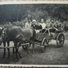 Vanatori romani in caruta, perioada interbelica// fotografie